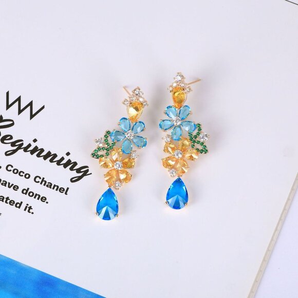 Utena flower drop butterfly earrings - Picture 3 of 7